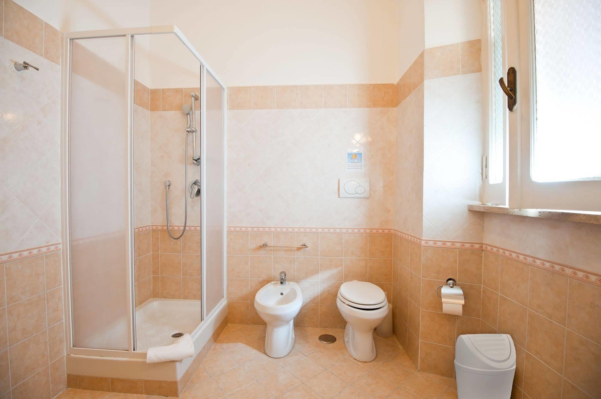 Rome Services Porta Castello Zewnętrze zdjęcie